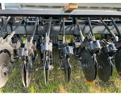 Used CRUSTBUSTER _UNKNOWN_ No-Till Drills Iowa US | Keast Enterprises #1360182