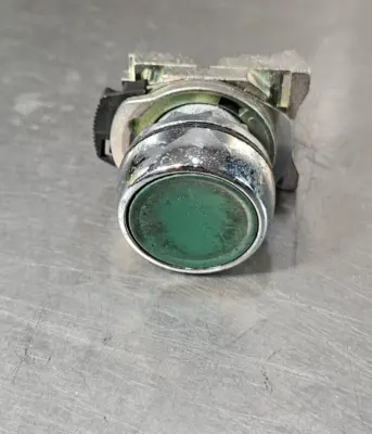 Allen Bradley 800F-X10/A Push Button green (BIN541)