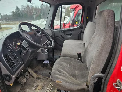 Used 2013 FREIGHTLINER M2 106 Tractors & Trailers Ontario CA | Aucto #1306747