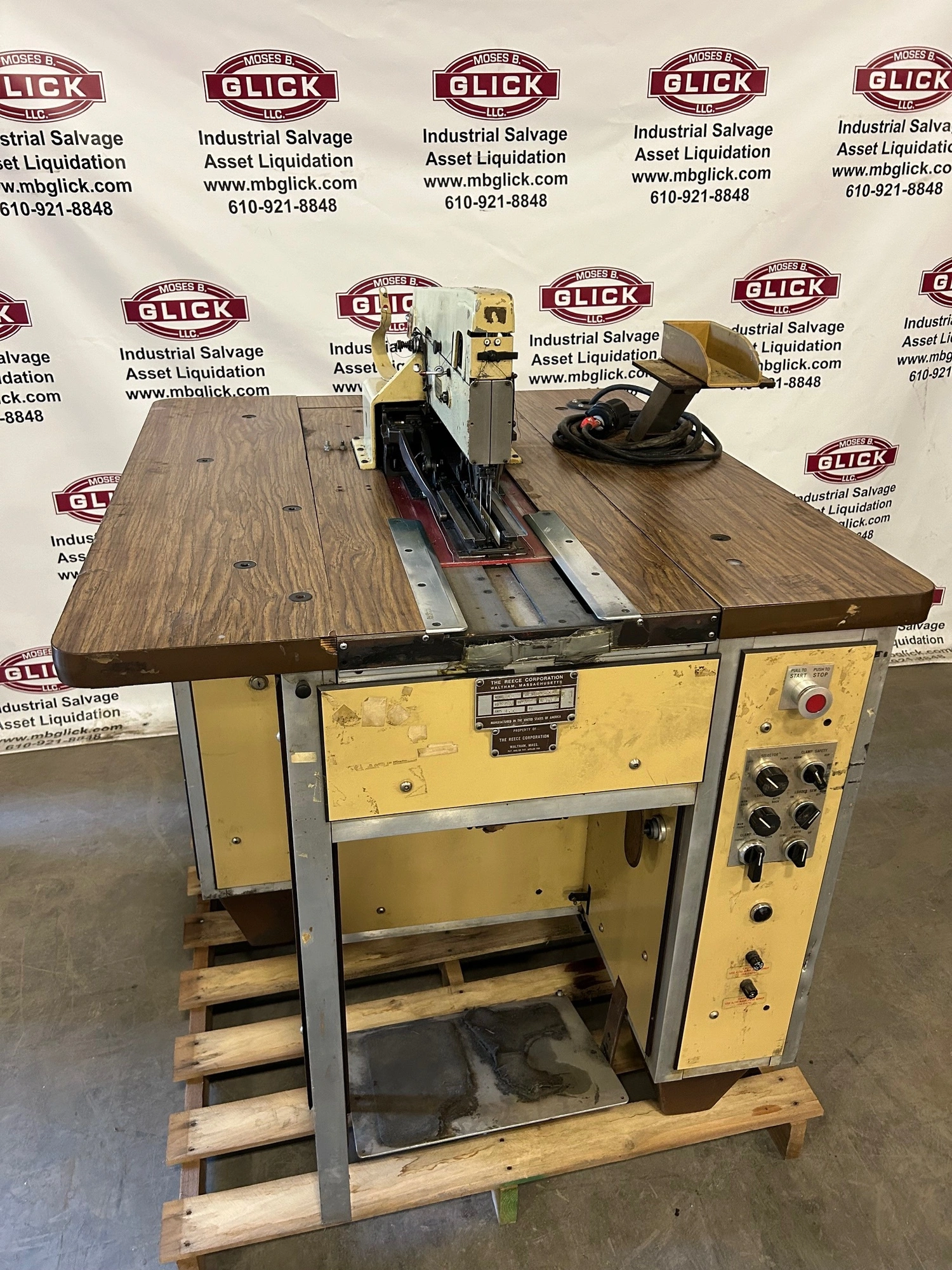 Used Reece Model 42 Industrial Automatic Pocket Welt/Welting/Buttonhole Machine