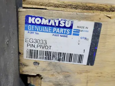 NEW KOMATSU EG3033