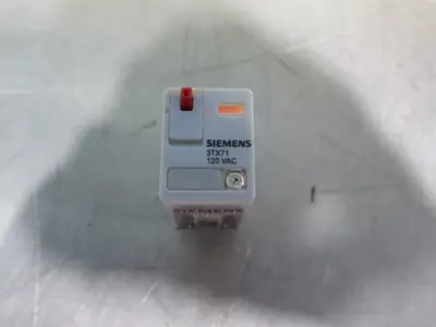USED SIEMENS 3TX71145LF13