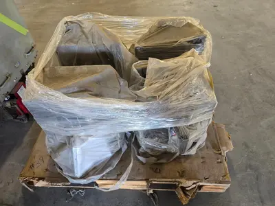 Used _UNKNOWN_ _UNKNOWN_ Circuit Breakers Indiana US | Myron Bowling Auctioneers Inc #1503989