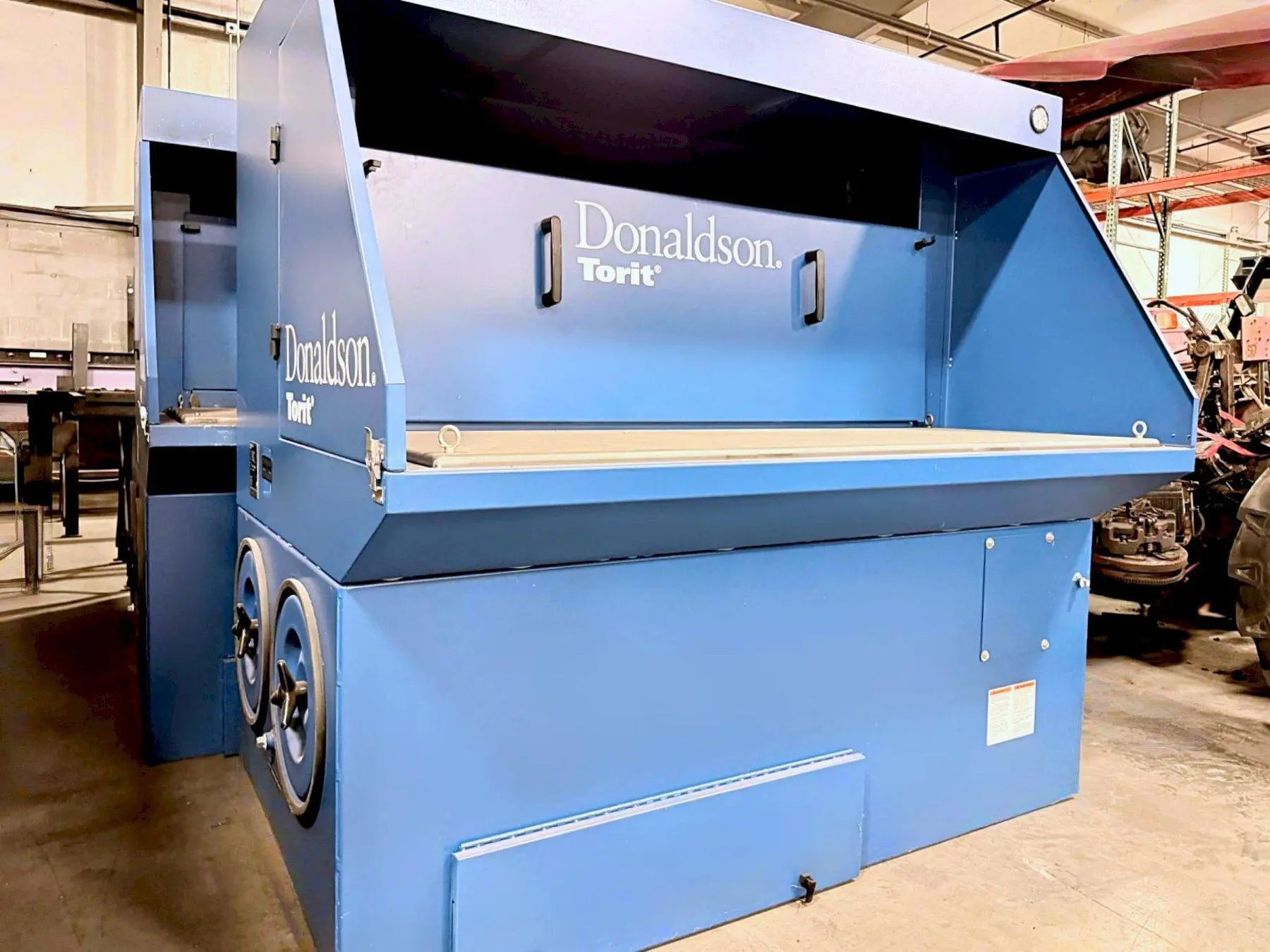 New | in-Stock 2020 DONALDSON TORIT WELD BENCH WB3000 Dust Collectors | Machine Factory Outlet #1267027