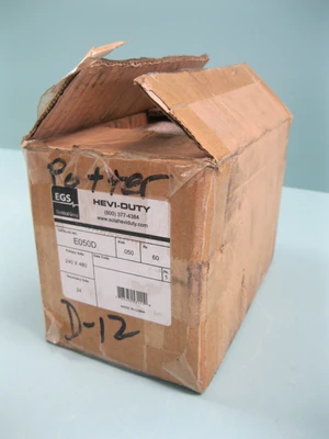 NEW Sola Hevi-Duty E050D