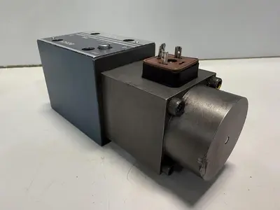 USED BOSCH 0 811 403 021