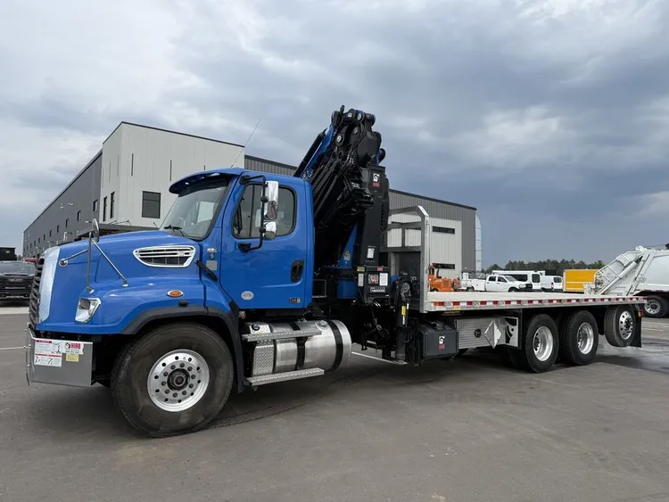 Used 2021 FREIGHTLINER 114SD HIAB CRANE Truck-Mounted Cranes Minnesota US | Carco Truck & Equipment #1514075