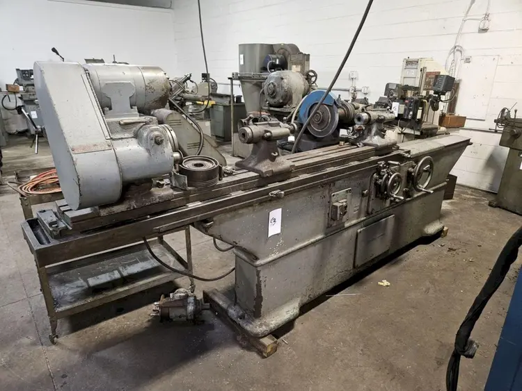 Used BROWN & SHARPE NO. 4 Cylindrical Grinders Including Plain & Angle Head Ohio US | G-2000, Inc. 3 #178907
