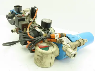 Donaldson Ultra-Filter Multi Air Line Manifold Regulator 24V Solenoid Valve Assy