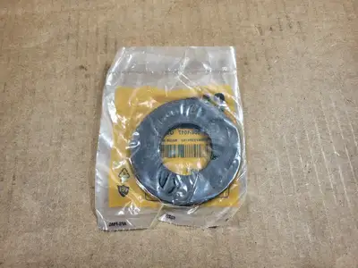 NEW CATERPILLAR 106-1017