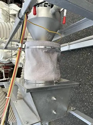 Vac-U-Max Vacuum Loader