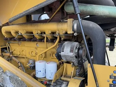 USED 2006 CATERPILLAR CS-683E