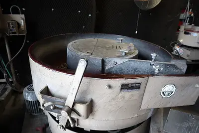 USED ROTO-FINISH 10 CUBIC FEET