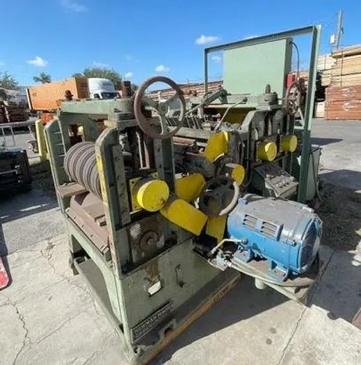 Used NEWMAN S-382 NEWMAN S-382, 30" TOP & BOTTOM ROUGHING PLANER Woodworking Planers | Pruitt Machinery #715827