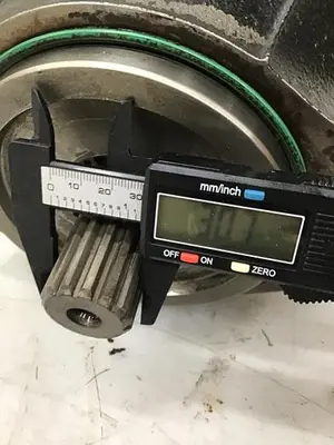 USED BRUENINGHAUS HYDRAULIK A10VO71DR/31RPSC12K07SO420