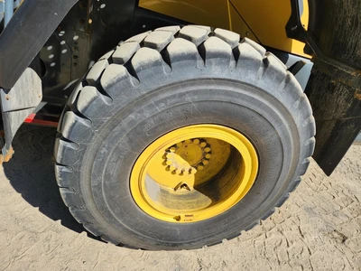 Used 2021 KOMATSU WA320-8 Wheel Loaders | Abele Tractor #1342926
