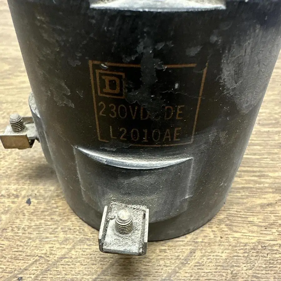 New | in-Stock SQUARE D L2010AE Miscellaneous Equipment (Electrical & Power) | Surplus Asset Holdings #1198652