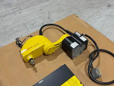 Used FANUC SR-3IA Robot Parts | Maverick Industrial Sales #1107084