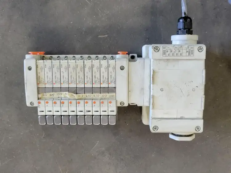 Used SMC VV5QC11-10N1TD0 Switchgears British Columbia CA | Lenmark #238879