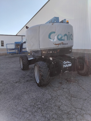 USED 2015 Genie Z-62/40