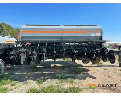 Used CRUSTBUSTER _UNKNOWN_ No-Till Drills Iowa US | Keast Enterprises #1360190
