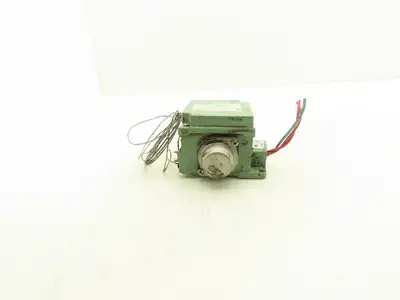 Barksdale THR-L2S-10X-Q10 Temperature Switch 125/250/480VAC 25-325°F