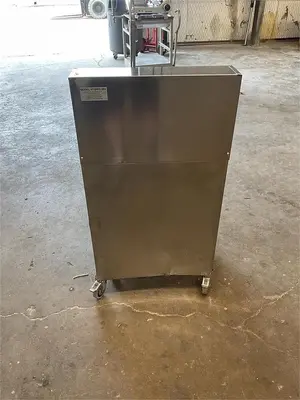 Hot and cold water -portable hand sink