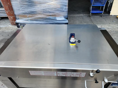 NEW Electrolux Professional 587028 45 gal.Tilting Electric Pressure Braising Pan
