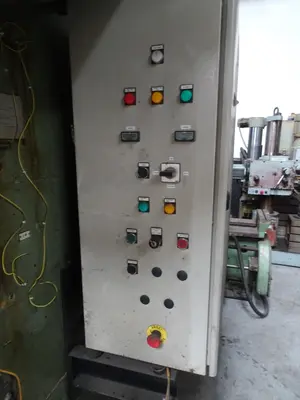 USED WMW 63 TON