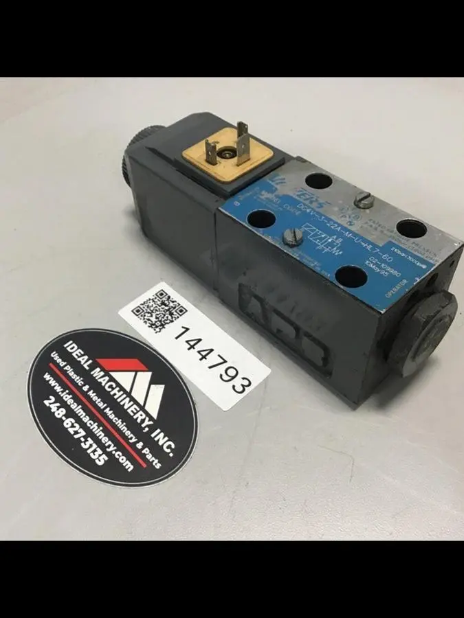 USED VICKERS DG4V-3-22A-M-U-HL7-60