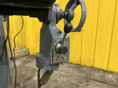 2 HP X 9" X 42" BRIDEPORT SERIES I VERTICAL RAM TYPE KNEE MILL DRO POWER FEEDS VARIABLE DRIVE: YOBRO #24264