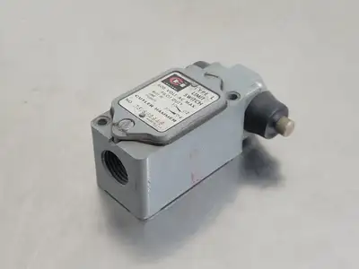 USED CUTLER-HAMMER 10316H294B