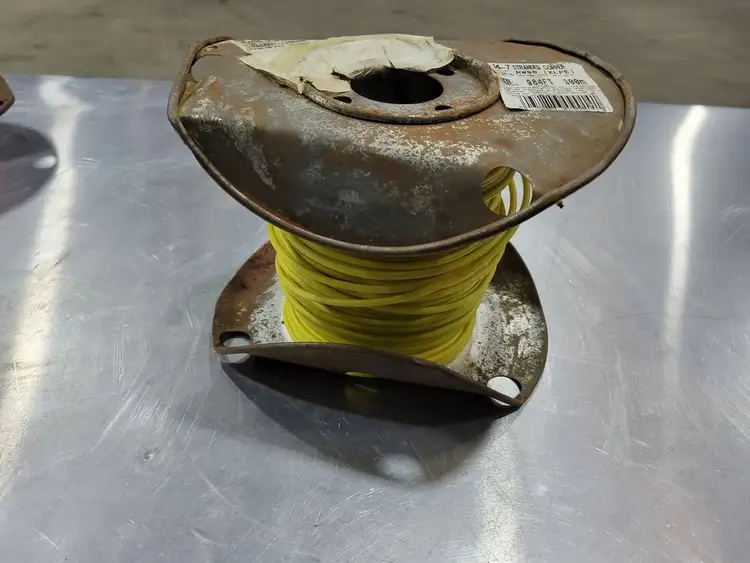 Used SOUTHWIRE RW90-XLPE Cable & Wire British Columbia CA | Lenmark #251176