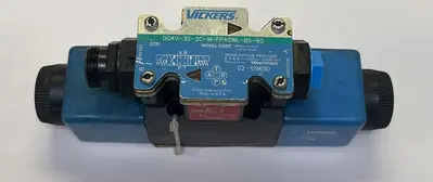USED VICKERS DG4V-3S-2C-M-FPA5WL-B5-60