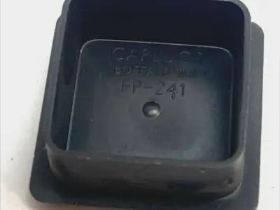 USED CAPLUGS FINISHING PLUG 1.5" SQUARE TUBING 11GA BLACK