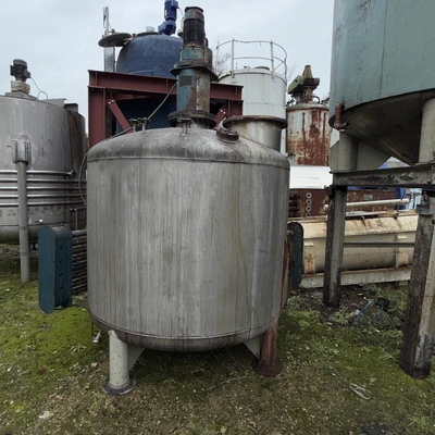 5200L S/s enc mix tank 4 kw