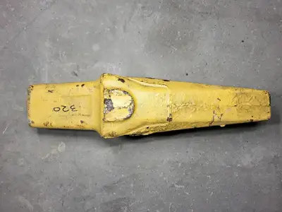 USED CATERPILLAR 6I-6404