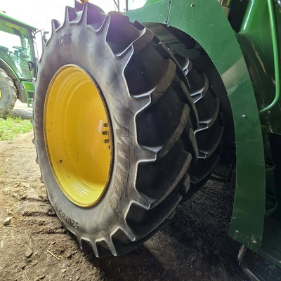 JOHN DEERE 8800 chopper | Iron Listing (24)
