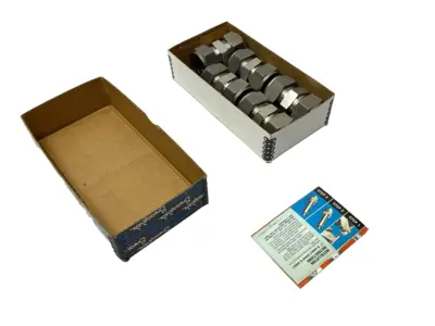 USED SWAGELOK STAINLESS STEEL UNION 1" TUBE X 1" TUBE PACKAGE OF 5