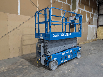 USED 2017 Genie GS-3246