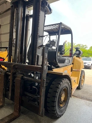 USED CAT P20000