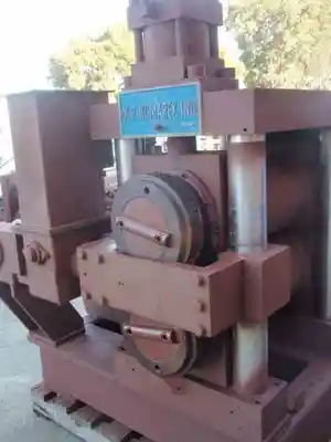 USED KOMAREK B300