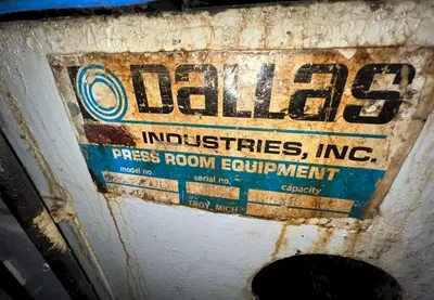 USED DALLAS D325