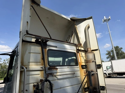 Used 2006 VOLVO VNM Conventional trucks Indiana US | Miedema Asset Management Group #1414527
