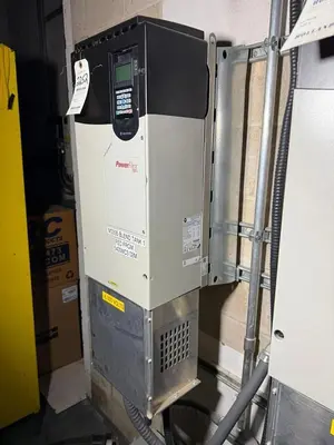 40 HP ALLEN BRADLEY POWERFLEX 755 DRIVE CAT. 20G1ANE042JA0NNNNN 600V
