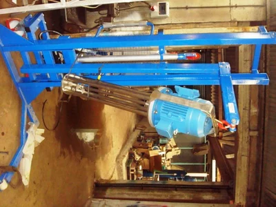 High Lift Mobile 280 Kilo Stirrer Crane