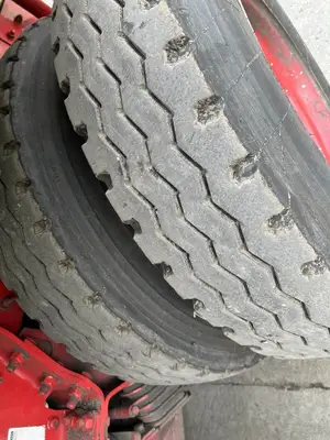 USED 2011 AUTOCAR XPEDITOR