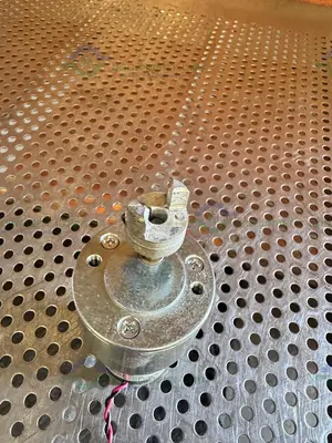 Used AMETEK PITTMAN GM9213S506 PRECISION ELECTRIC MOTOR 5.9 TO 1 RATIO, 24 VDC Motors (misc) California US | Equipment Lab #1439554