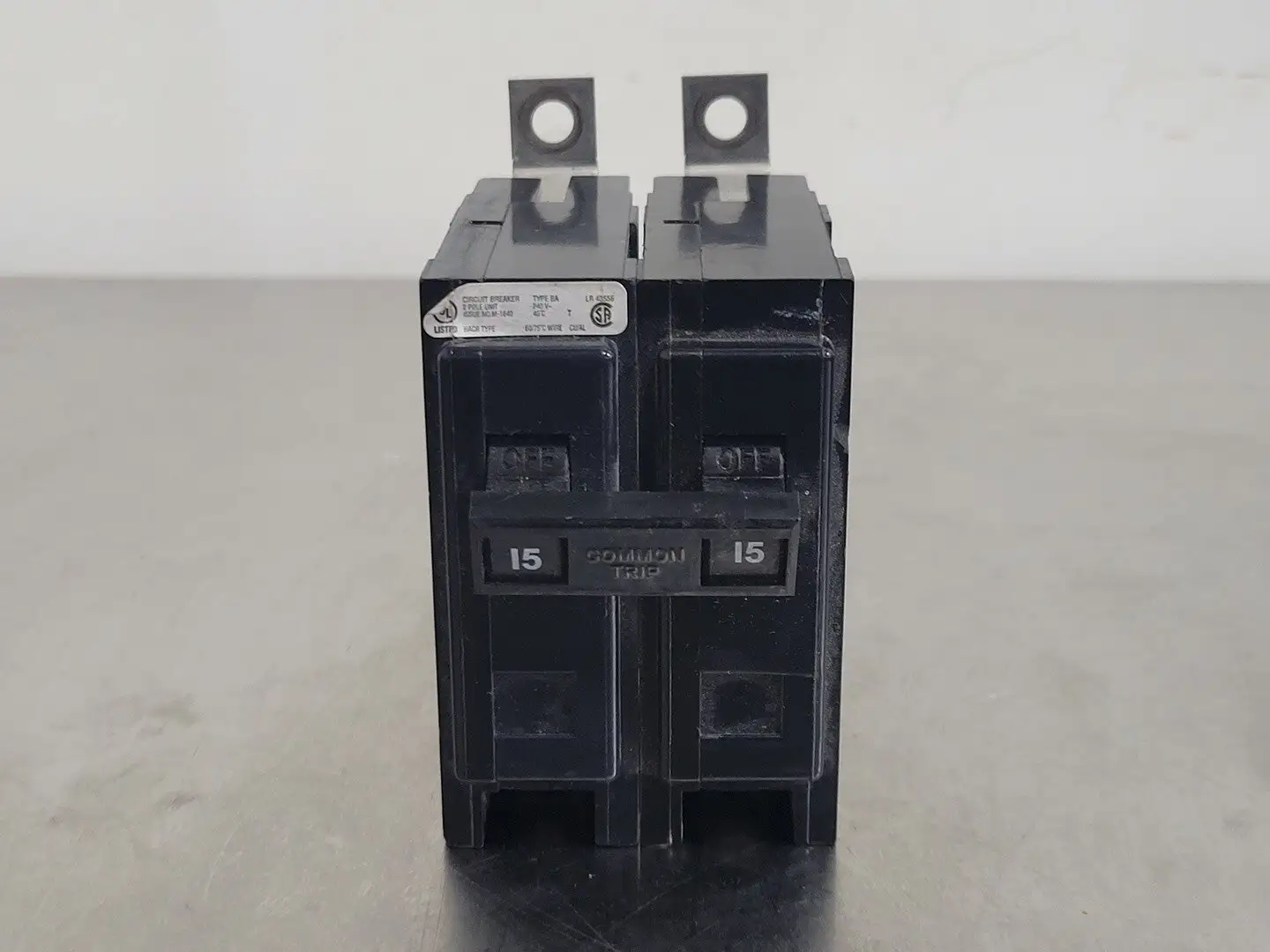 USED EATON BA215