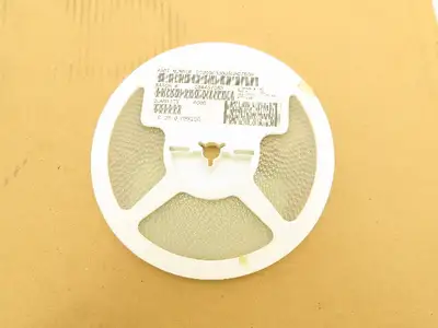 Kemet C0805C330J5GAC7800 Ceramic Capacitors 33 pF ± 5% 50V 4000 Pieces